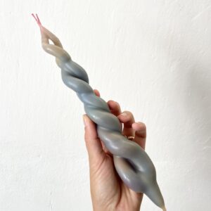 Double twisted candle 🦋